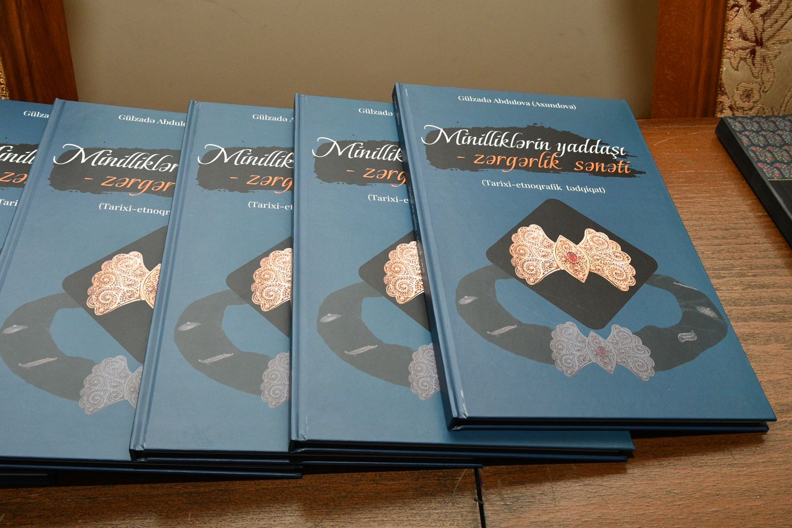 Muzeydə “Minilliklərin yaddaşı-zərgərlik sənəti” və “Tirmə” adlı kataloqların təqdimatı keçirilib