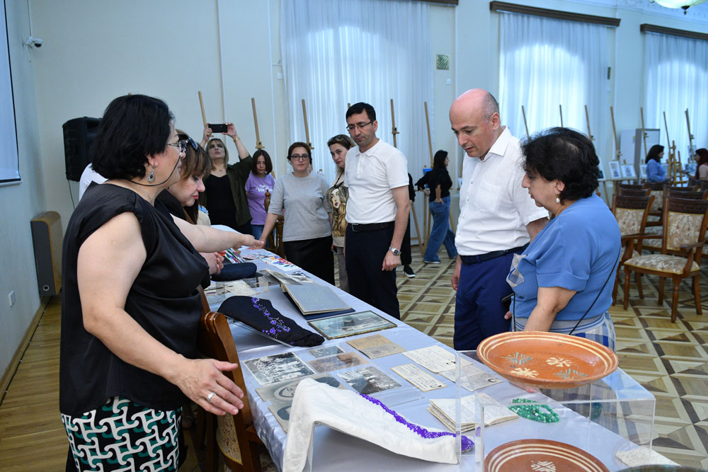 Muzeyin əməkdaşları Axısqa türkləri ilə bağlı materiallar toplamaq məqsədilə Şəmkirdə ezamiyyətdə olublar