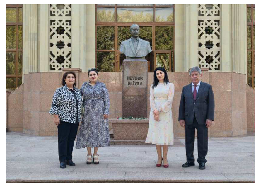 Daşkənddə Azərbaycan-Özbəkistan incəsənət əlaqələrinə həsr olunmuş sərgi keçirilib