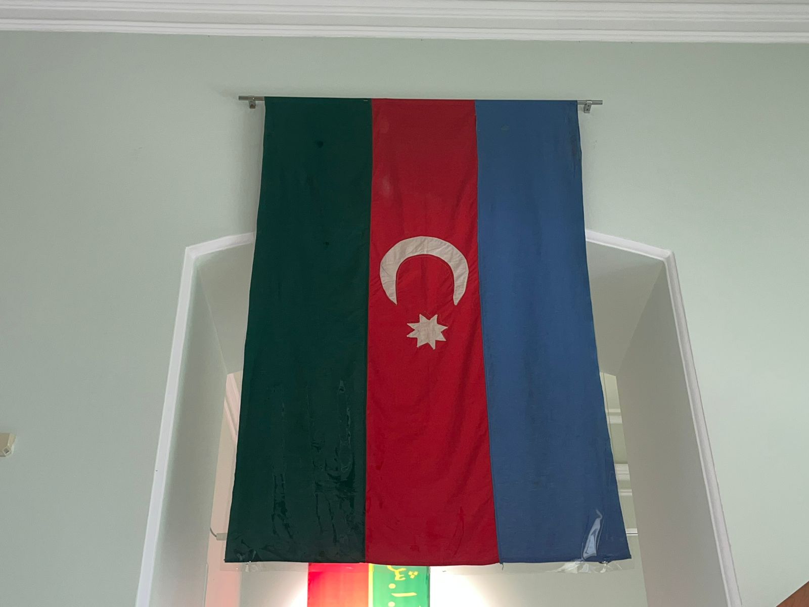 9 Noyabr – Dövlət Bayrağı Günüdür