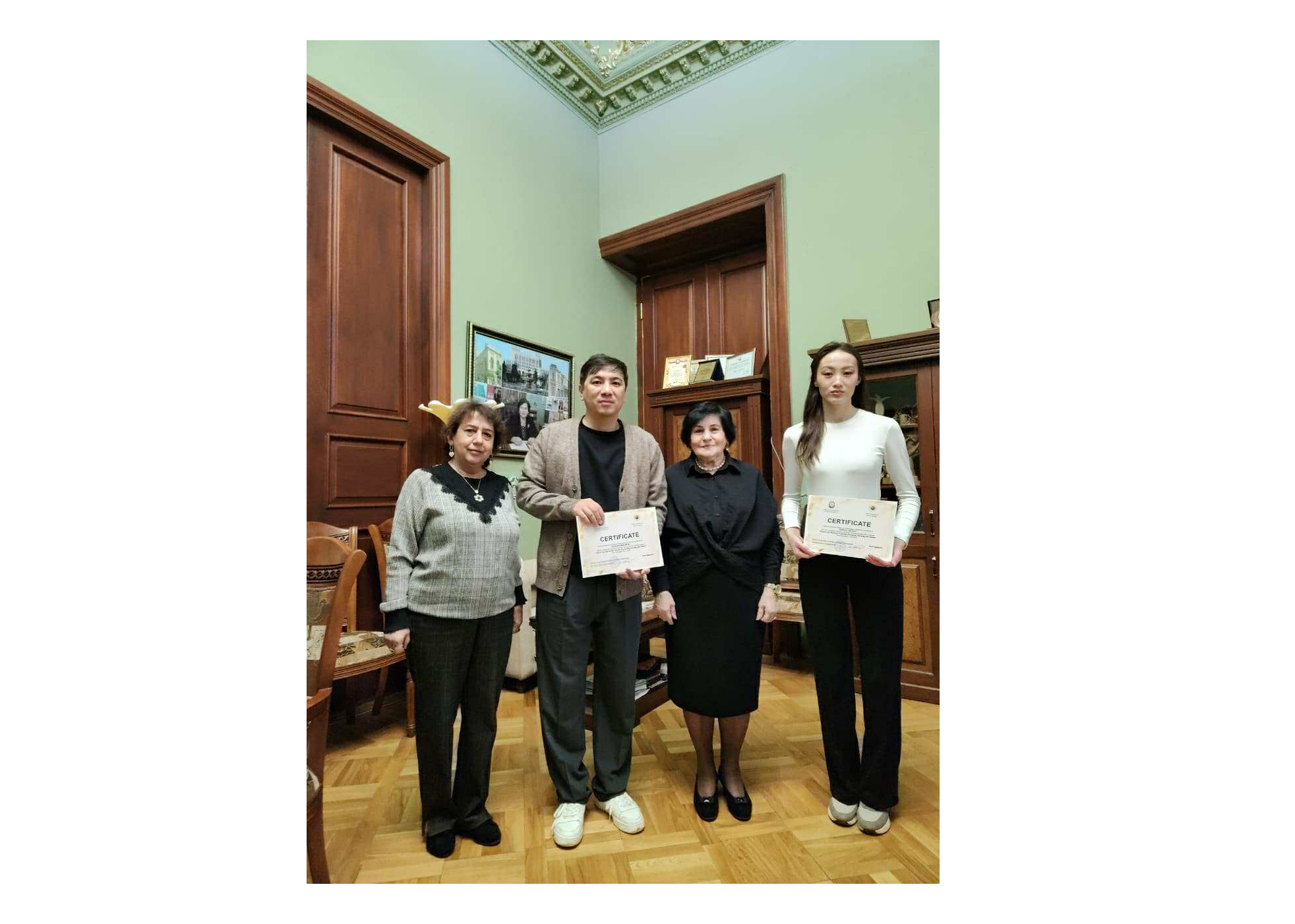 Qazaxıstan Milli Muzeyinin əməkdaşları muzeydə təcrübə proqramında iştirak ediblər